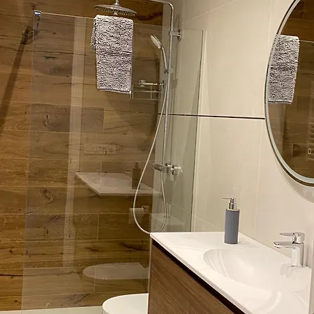 Apartmán Caprichoso En Zona Romantica Prim 5 *